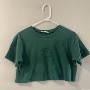 Cropped green t-shirt